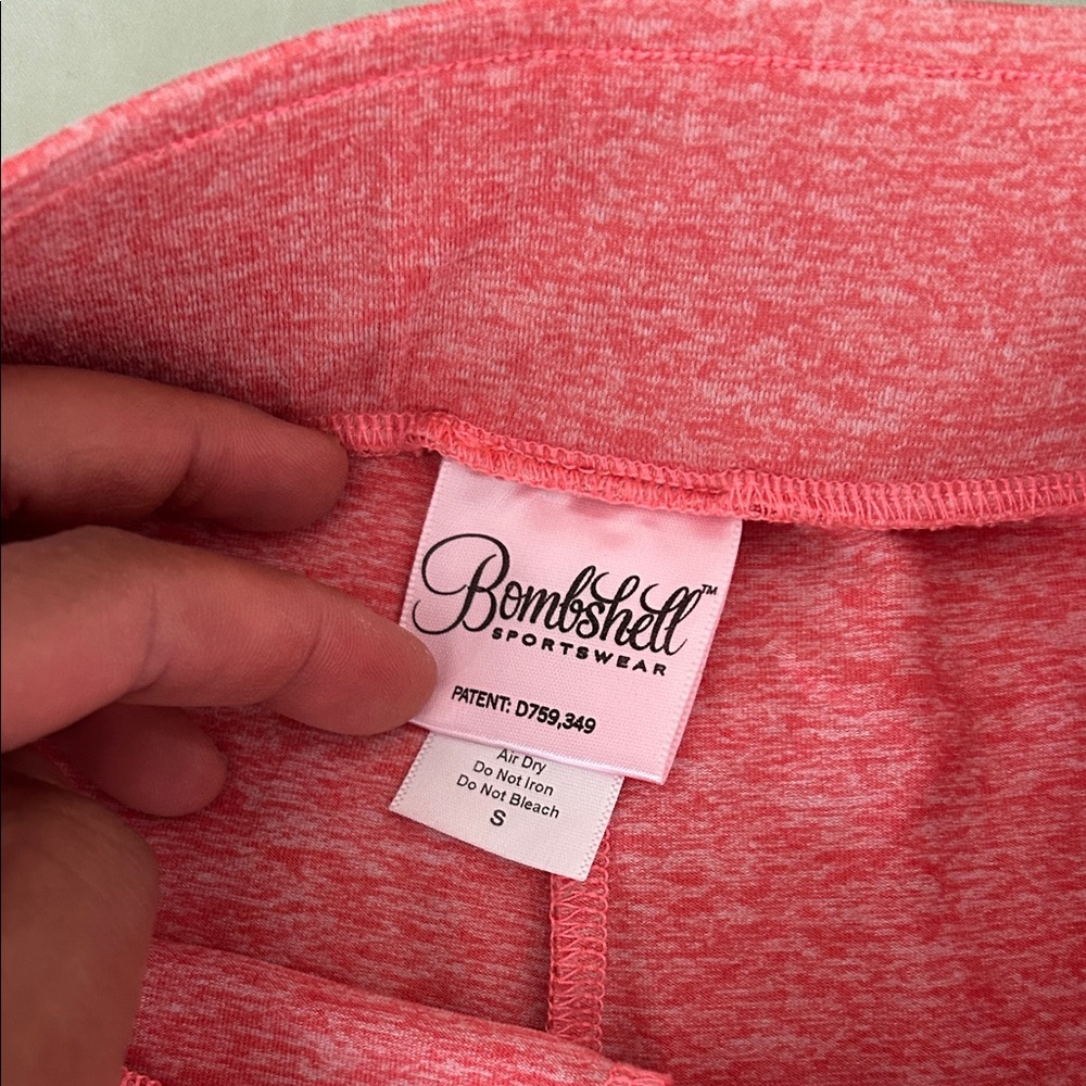 Bombshell Sportswear Coral Pink & White mid waist ankle sock leggings - Picture 6 of 6